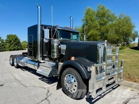 Kenworth W 900 Trækkere