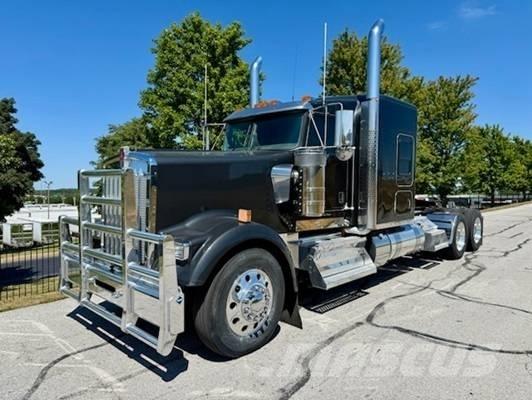 Kenworth W 900 Trækkere