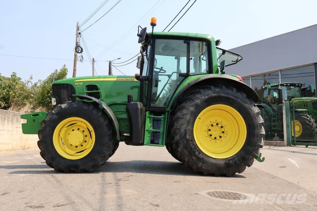 John Deere 6830 Traktorer