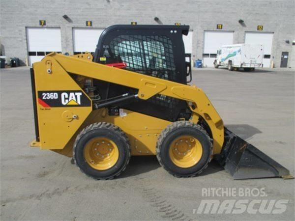 CAT 236 D Minilæsser - skridstyret