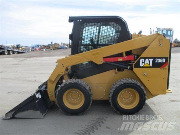 CAT 236 D Minilæsser - skridstyret