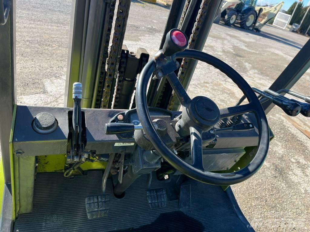 Clark CMP25D Gaffeltrucks - andre