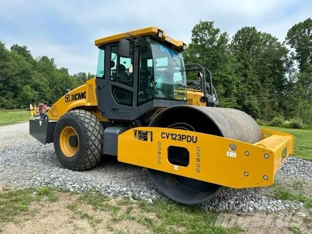 XCMG CV 123 PDU Enkelt tromle