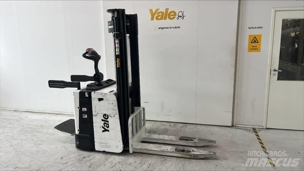 Yale MS15X Selvkørende stablere