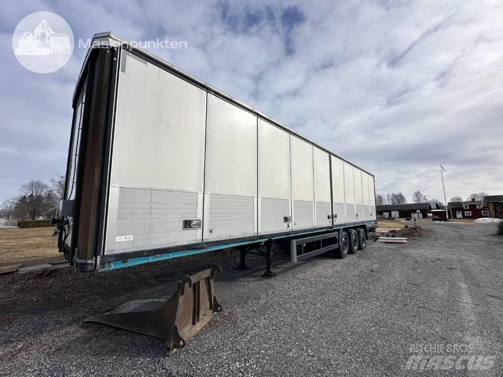 Scania ST 37 Semi-trailer med Gardinsider