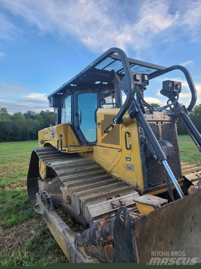 CAT D 6 Bulldozer på larvebånd