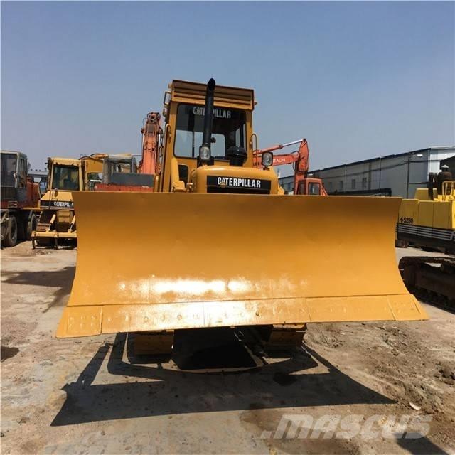 CAT D 6 D Bulldozer på larvebånd