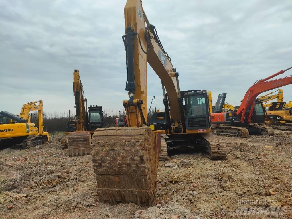 CAT 326D Gravemaskiner på larvebånd