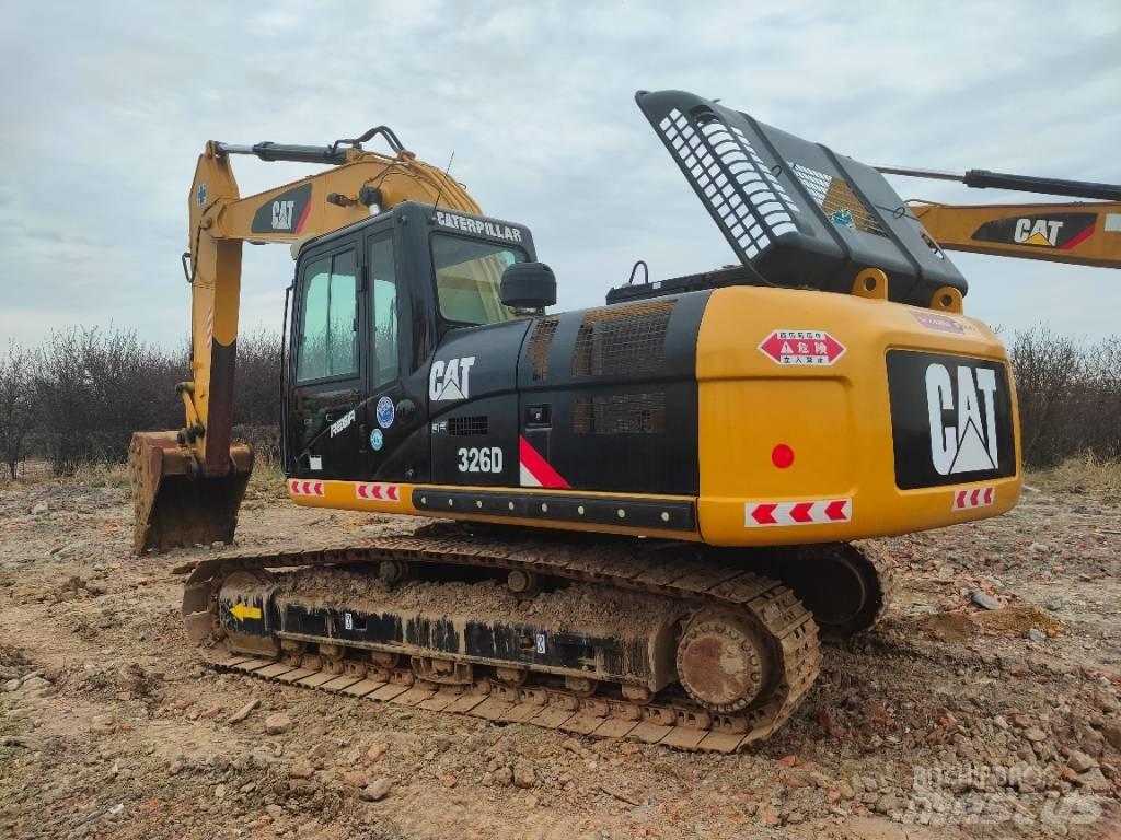 CAT 326D Gravemaskiner på larvebånd