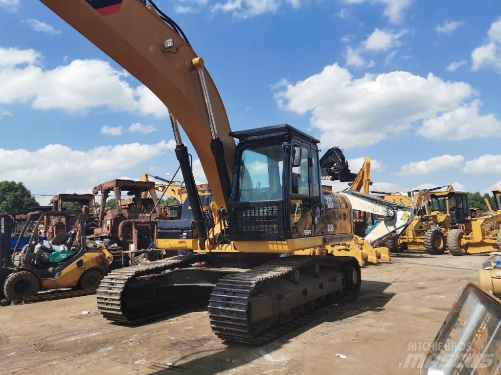 CAT 325DL Gravemaskiner på larvebånd