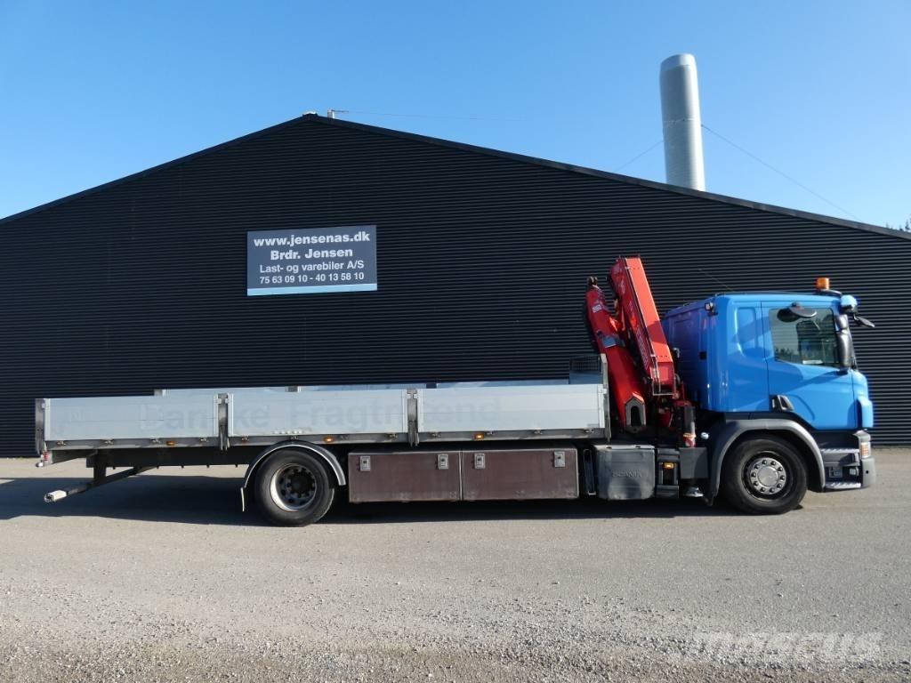 Scania P 320 Lastbil med kran