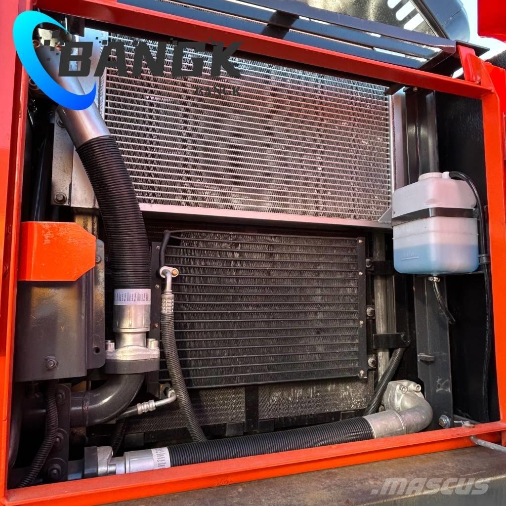 Doosan DX225LCA Gravemaskiner på larvebånd