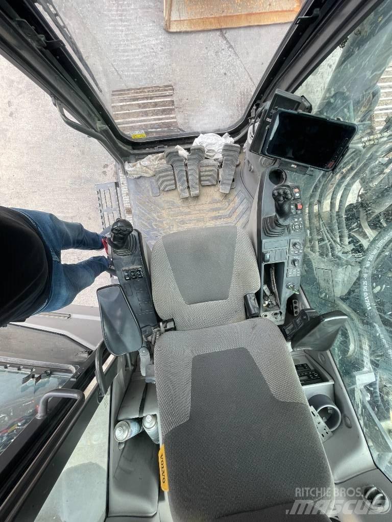 Volvo EC 300 EL Gravemaskiner på larvebånd