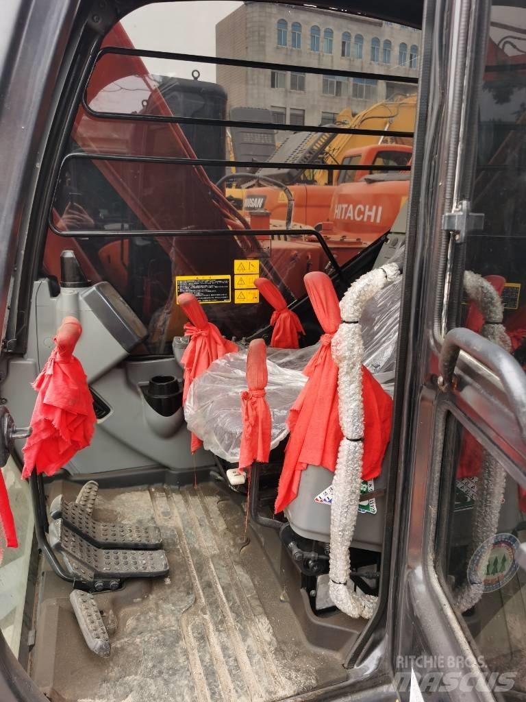 Hitachi ZX 70 Gravemaskiner på larvebånd
