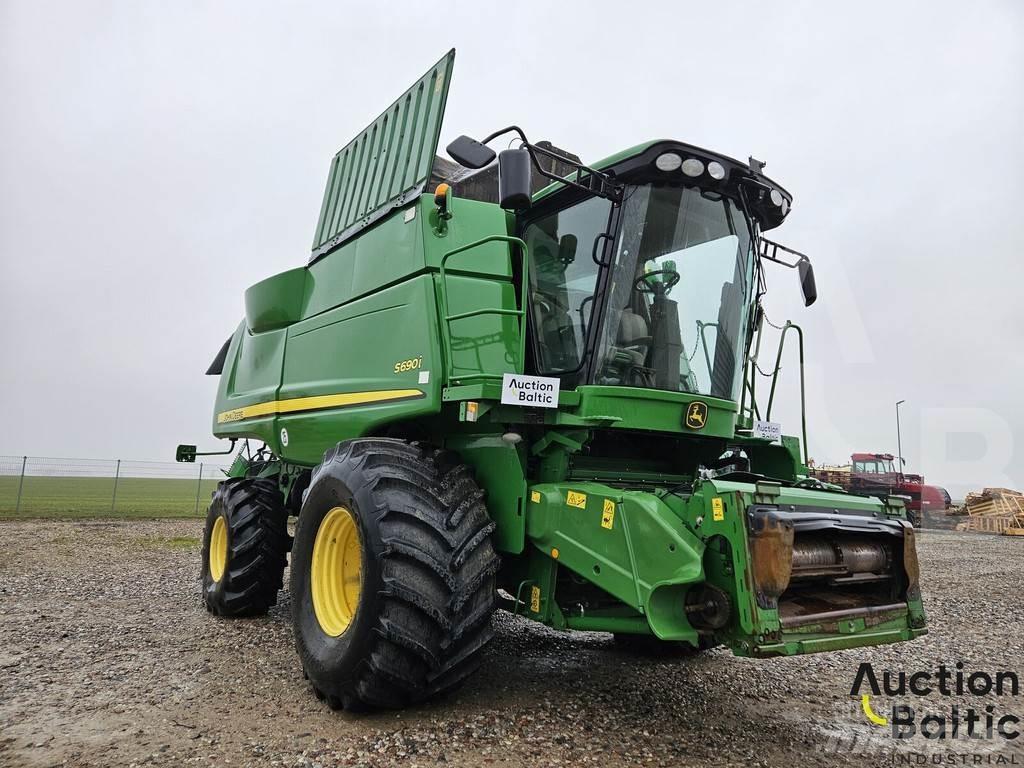 John Deere S 690 i Mejetærskere