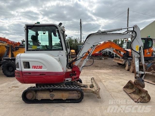 Takeuchi TB 230 Minigravemaskiner