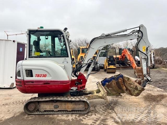Takeuchi TB 230 Minigravemaskiner
