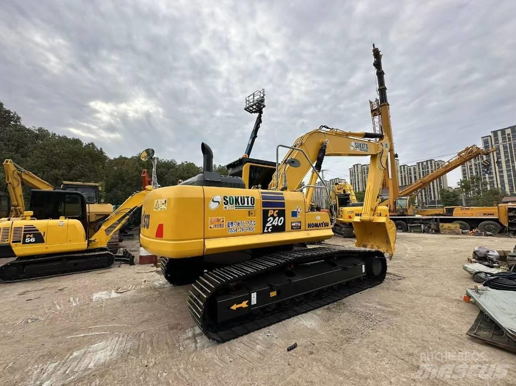 Komatsu PC 240 Gravemaskiner på larvebånd