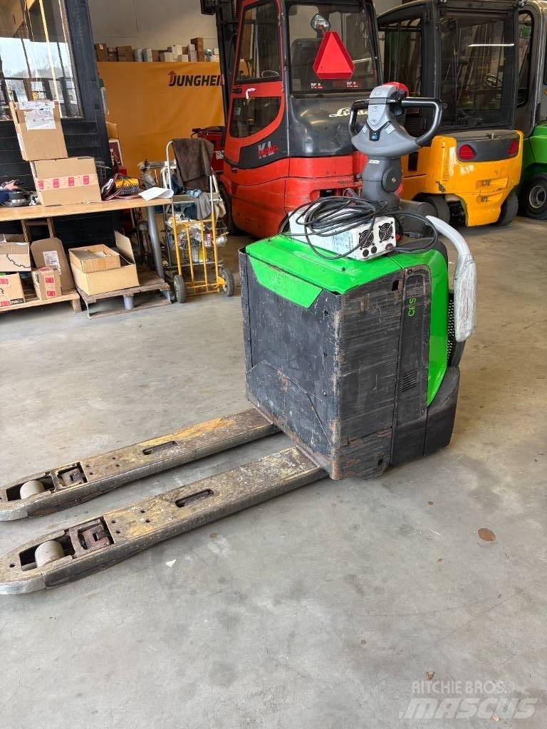 Cesab P 320 El-palleløftere med platform