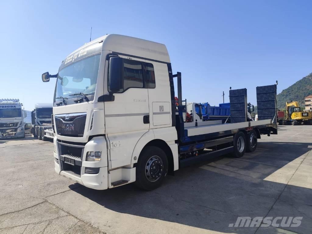 MAN TGX 26.440 Flatbed lastbiler med spil