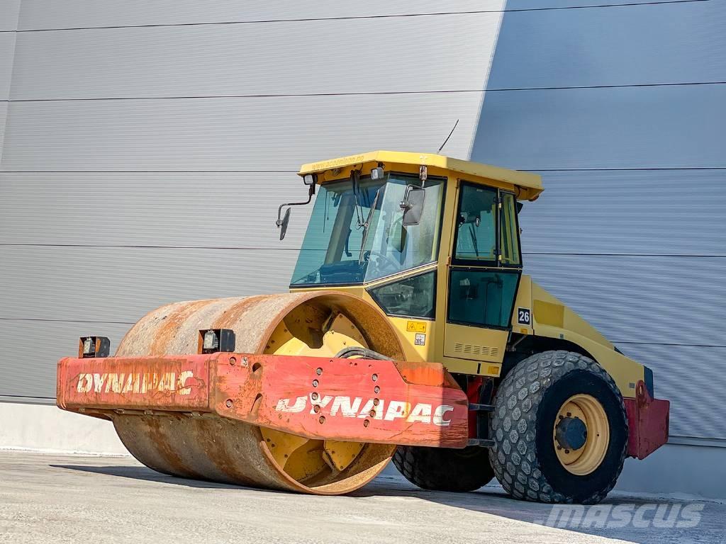 Dynapac CA302D Enkelt tromle