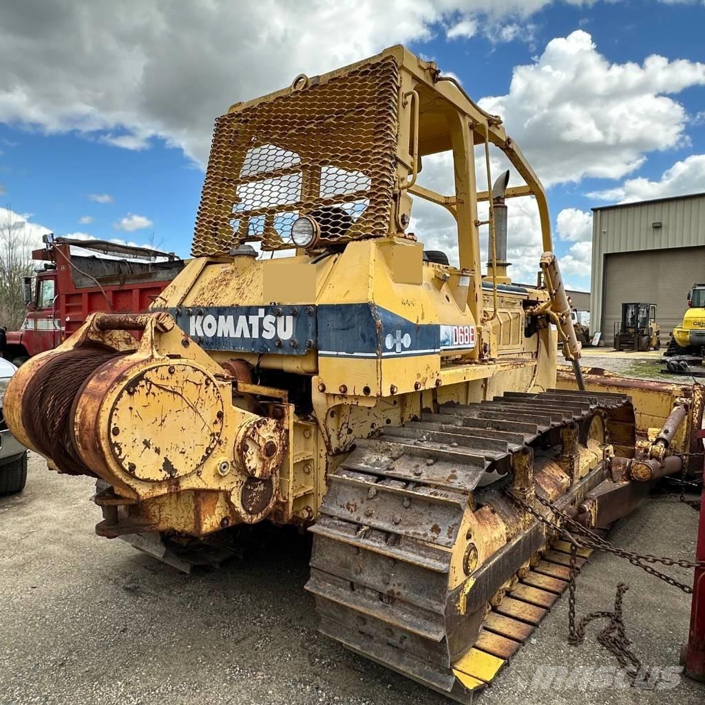 Komatsu D 68 E-1 Bulldozer på larvebånd