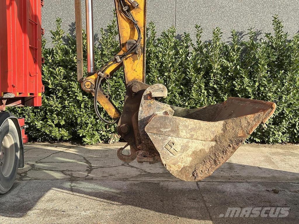 JCB JZ141LC Special gravemaskiner