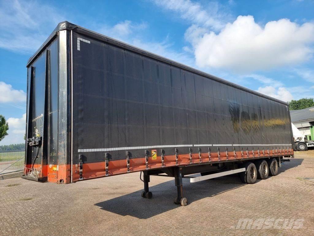 Van Hool SAF Semi-trailer med Gardinsider