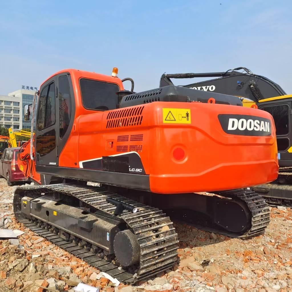 Doosan DX225LC-9C Gravemaskiner på larvebånd