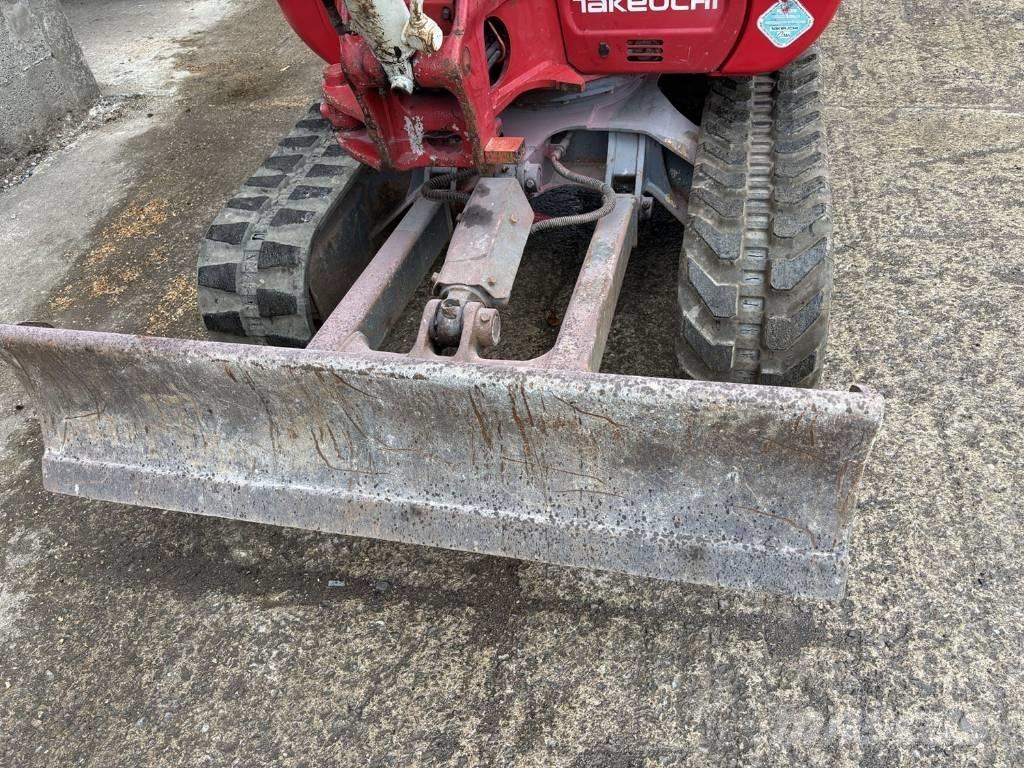 Takeuchi TB 230 Minigravemaskiner