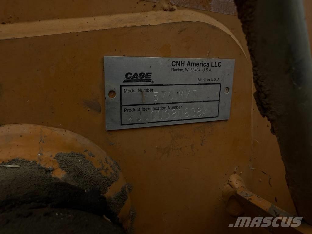 CASE 570 M XT Læssemaskiner på hjul