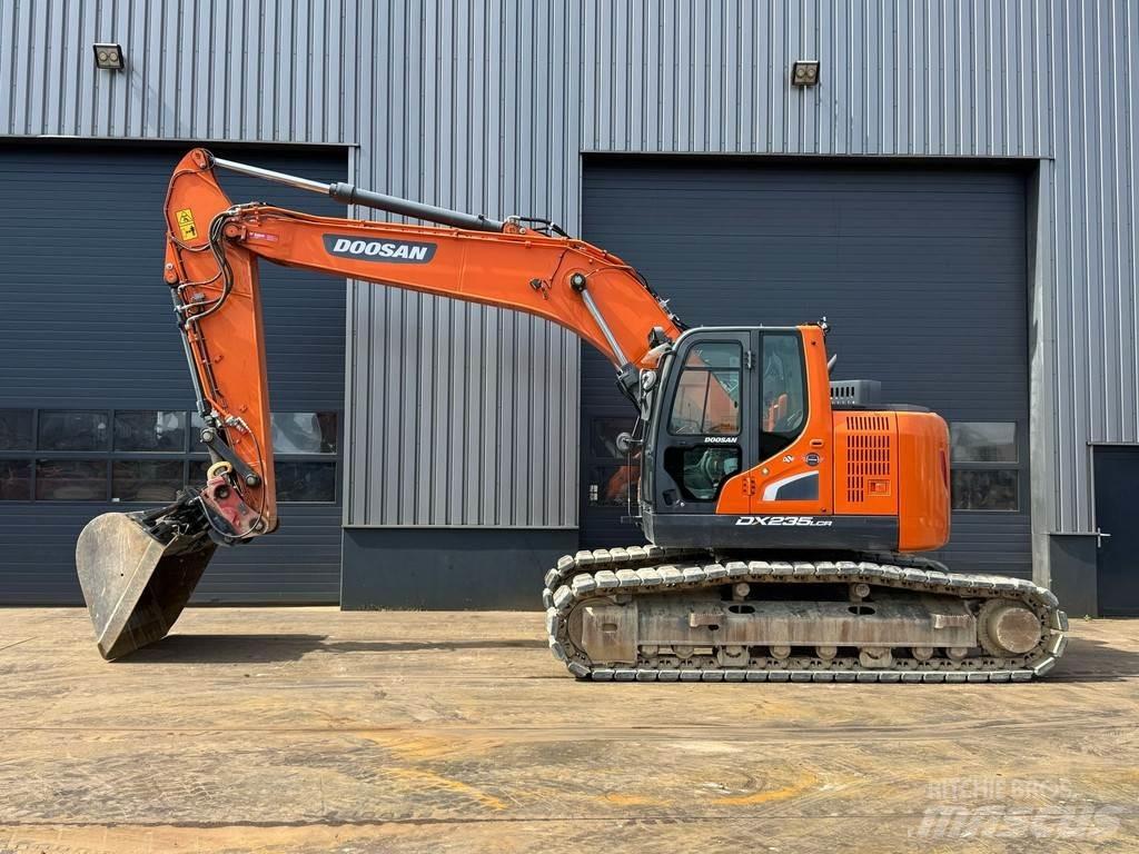 Doosan DX235LCR-5 Gravemaskiner på larvebånd