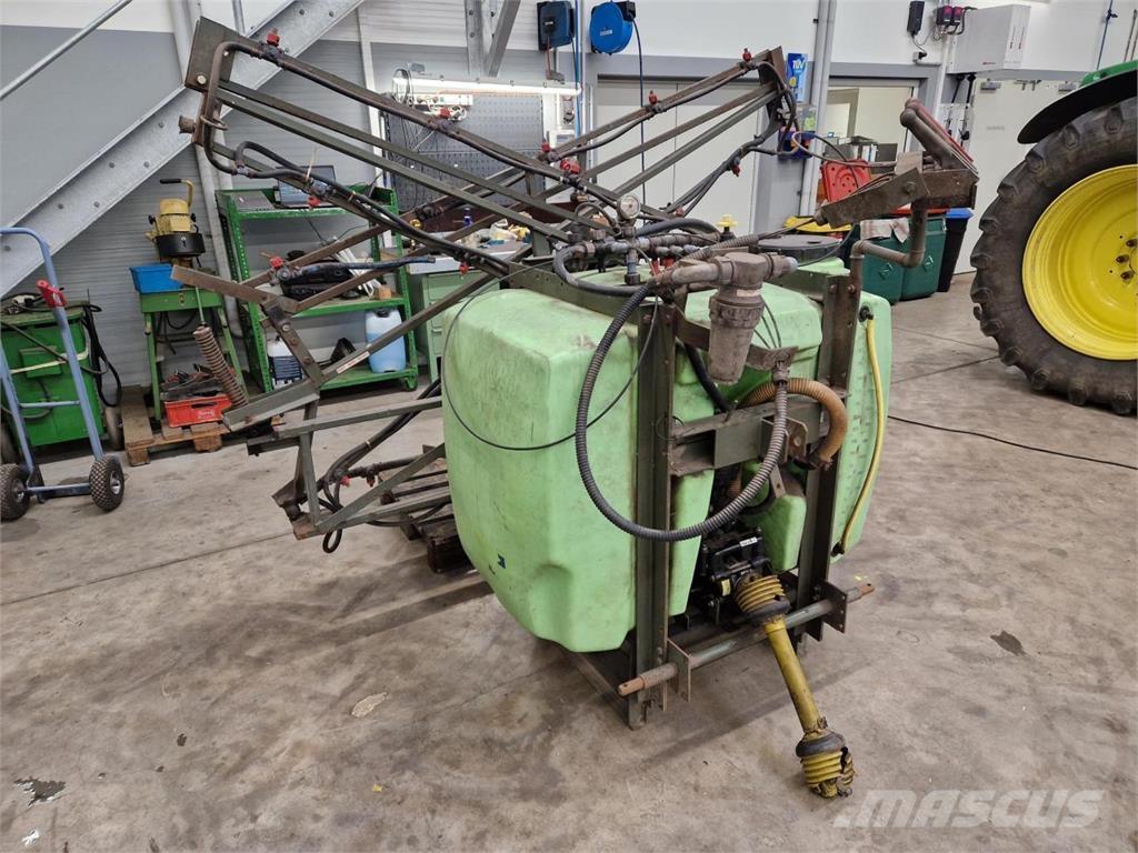 Tecnoma 800 Liter Trailersprøjter