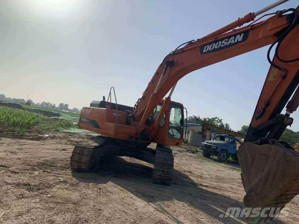 Doosan DH300 Gravemaskiner på larvebånd