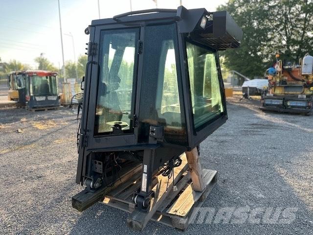 CASE D 1650 NEW CAB Kabiner og interiør