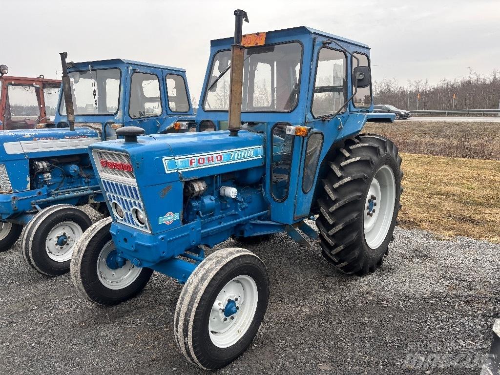 Ford 7000 Traktorer