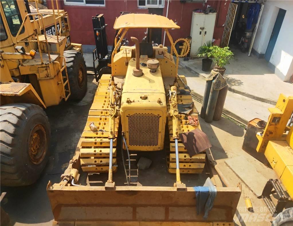 CAT D 4 E Bulldozer på larvebånd