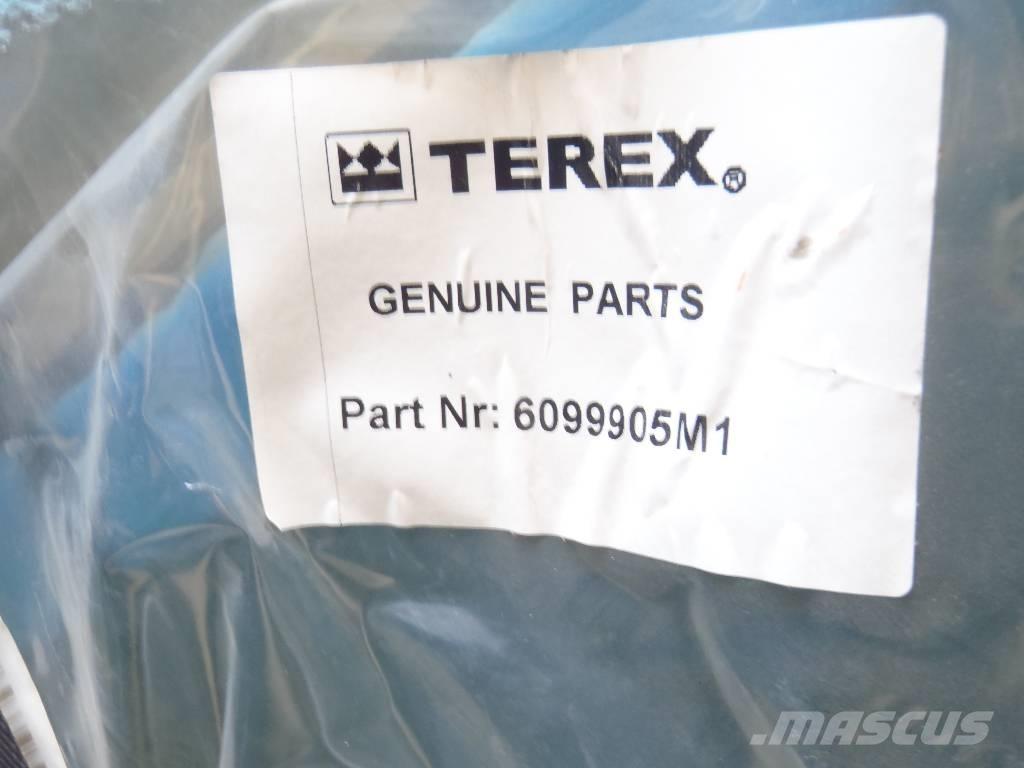 Fermec 860 Kabiner og interiør