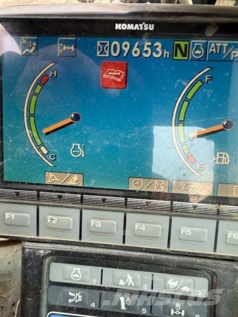 Komatsu PW 118 MR-8 Gravemaskiner på hjul