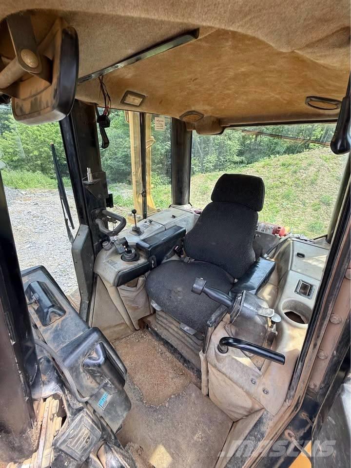 CAT D 6 N XL Bulldozer på larvebånd