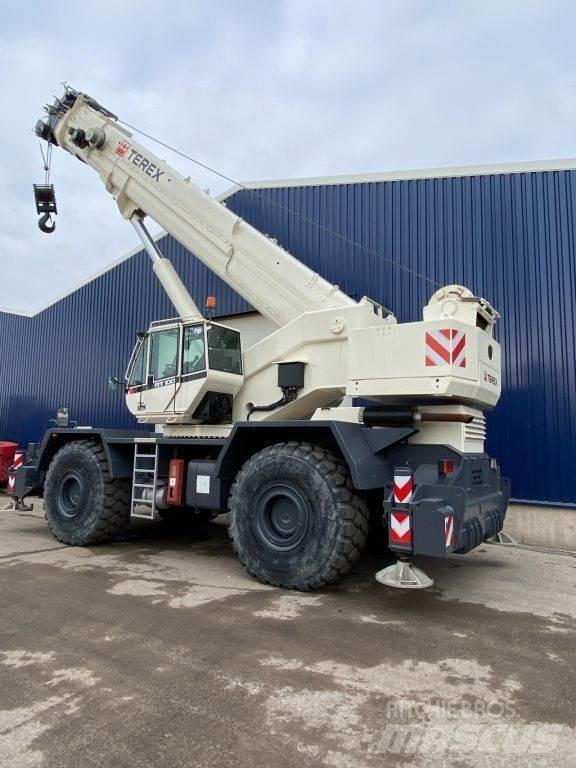 Terex RT 100 Kraner til hårdt terræn