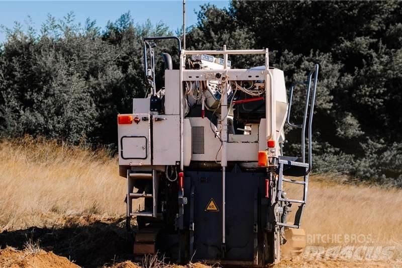 Wirtgen W150 Andre lastbiler