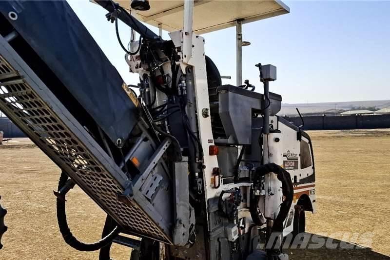 Wirtgen W50D Andre lastbiler