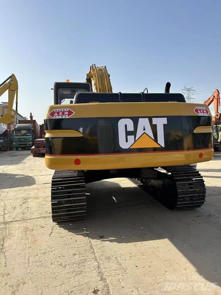 CAT 325 B L Gravemaskiner på larvebånd