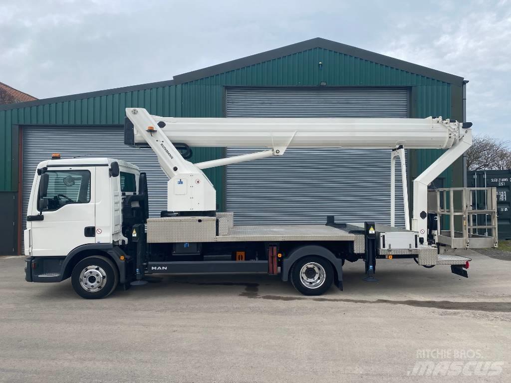 Ruthmann T330.3 Lastbilmonterede lifte
