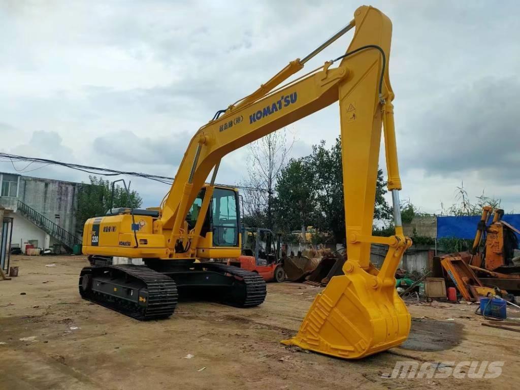 Komatsu PC 220 Gravemaskiner på larvebånd