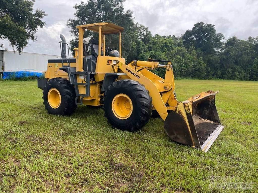 Komatsu WA 250-3L Læssemaskiner på hjul