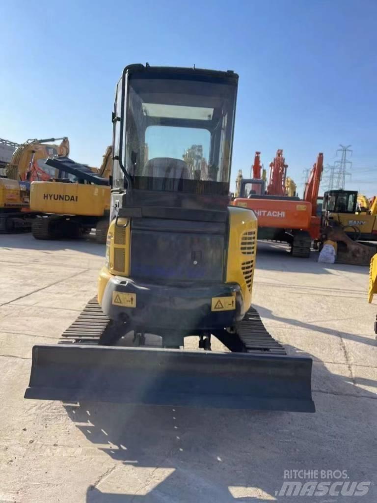 Komatsu PC 35 Minigravemaskiner