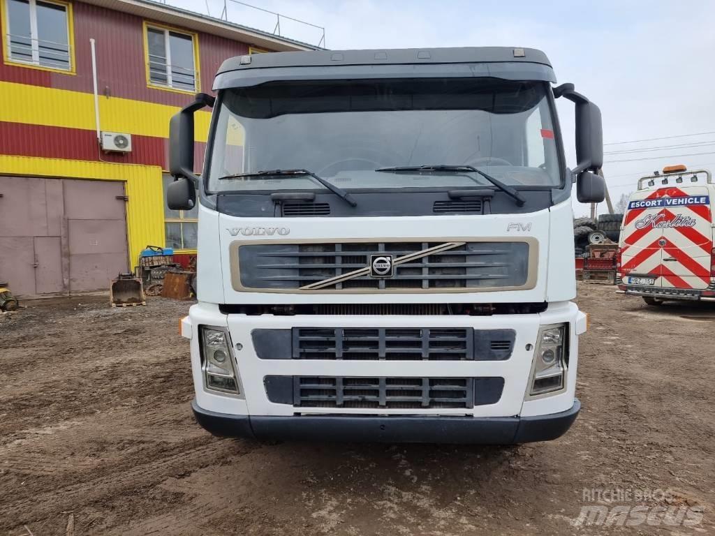 Volvo FM400 8x4 Skip loader
