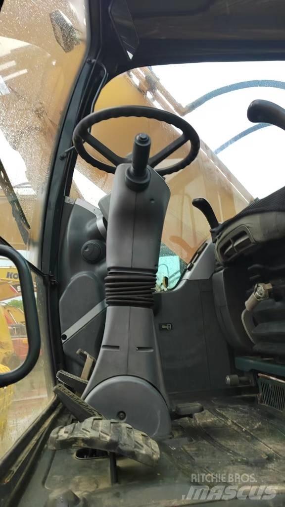 Hyundai 210W-9 Gravemaskiner på hjul